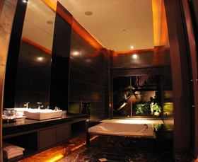 Mos Motel