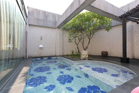 Mos Motel