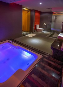 One Plus One Hotel