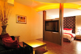 One Plus One Hotel