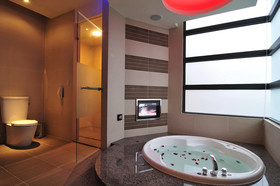 One Plus One Hotel