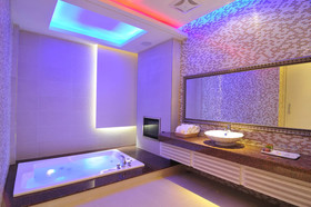 One Plus One Hotel