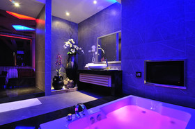 One Plus One Hotel