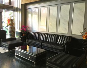 Well Garden Hotel