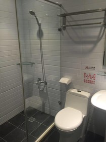 Well Garden Hotel
