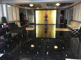 Well Garden Hotel