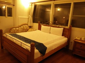 Waiao Beach House