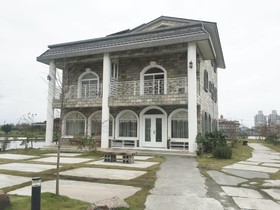 Alps Resort