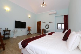 Alps Resort