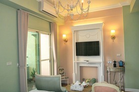 Louis B&B
