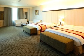 Queena Plaza Hotel Tainan