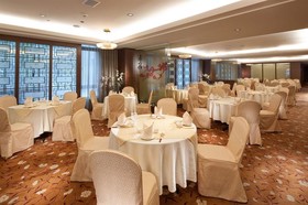 Queena Plaza Hotel Tainan