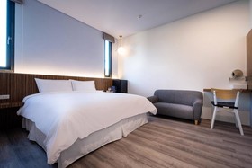 Han Yan Hill Hotel