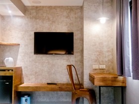 Central Hotel
