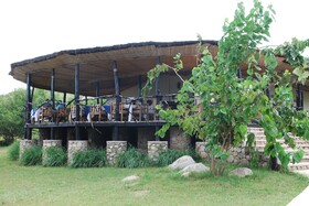 Papa's Cafe And Bungalows