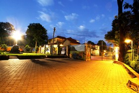 Crest Safari Lodge