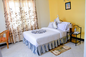 Crest Safari Lodge