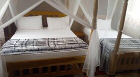 Mantis Lodge & Camping Site