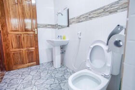 Mantis Lodge & Camping Site