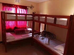 Mtango House Sakina - Hostel