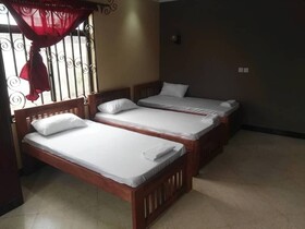 Mtango House Sakina - Hostel