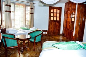 Signature Bomas B&b