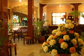 Protea Hotel Dar es Salaam Courtyard