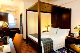 Protea Hotel Dar es Salaam Courtyard