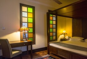 Protea Hotel Dar es Salaam Courtyard