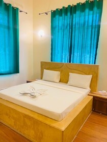 Safari House 2
