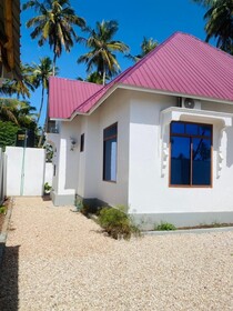 Safari House 2