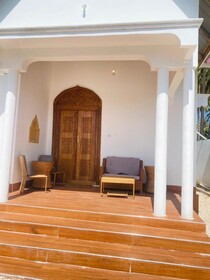 Safari House 2