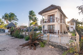Kusini Beach Villas