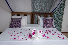 Kusini Beach Villas