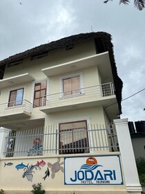 Jodari Hotel