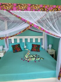Pineapple House