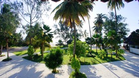 Smiles Beach Hotel