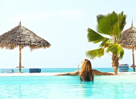 Smiles Beach Hotel
