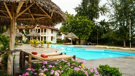 Smiles Beach Hotel
