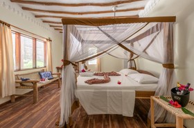 Hakuna Majiwe Zanzibar