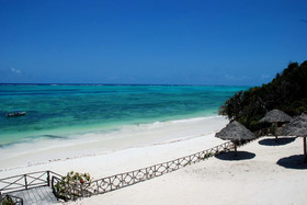 Pearl Beach by Sansi