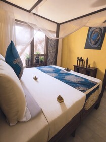 Amber Lodge