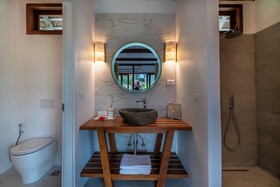 Sensations Eco Chic Hotel
