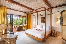 Sensations Eco Chic Hotel