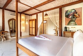 Sensations Eco Chic Hotel