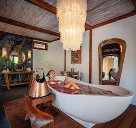 Sensations Eco Chic Hotel