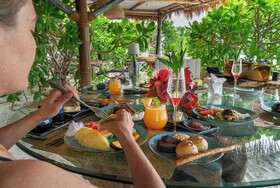 Sensations Eco Chic Hotel