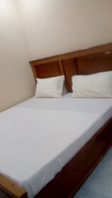 Venice Hotel And Apartment