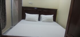 Venice Hotel And Apartment