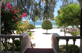 Moonshine Uroa Boutique Hotel